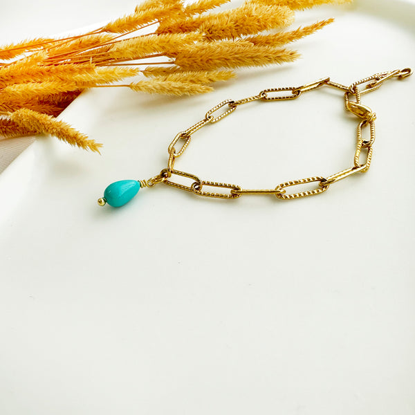 Turquoise bracelet with a Paperclip chain