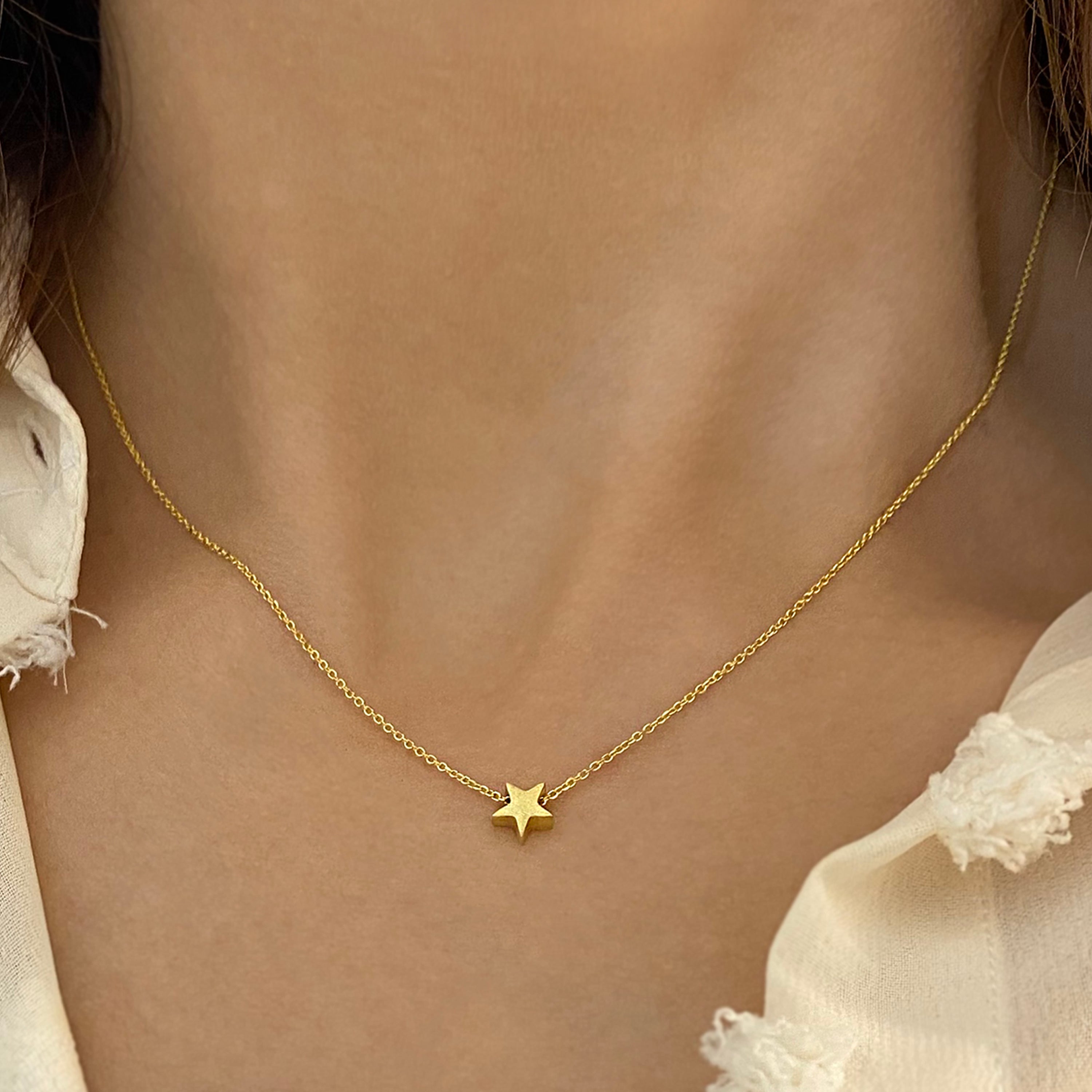 Tiny Star Necklace -silver 925