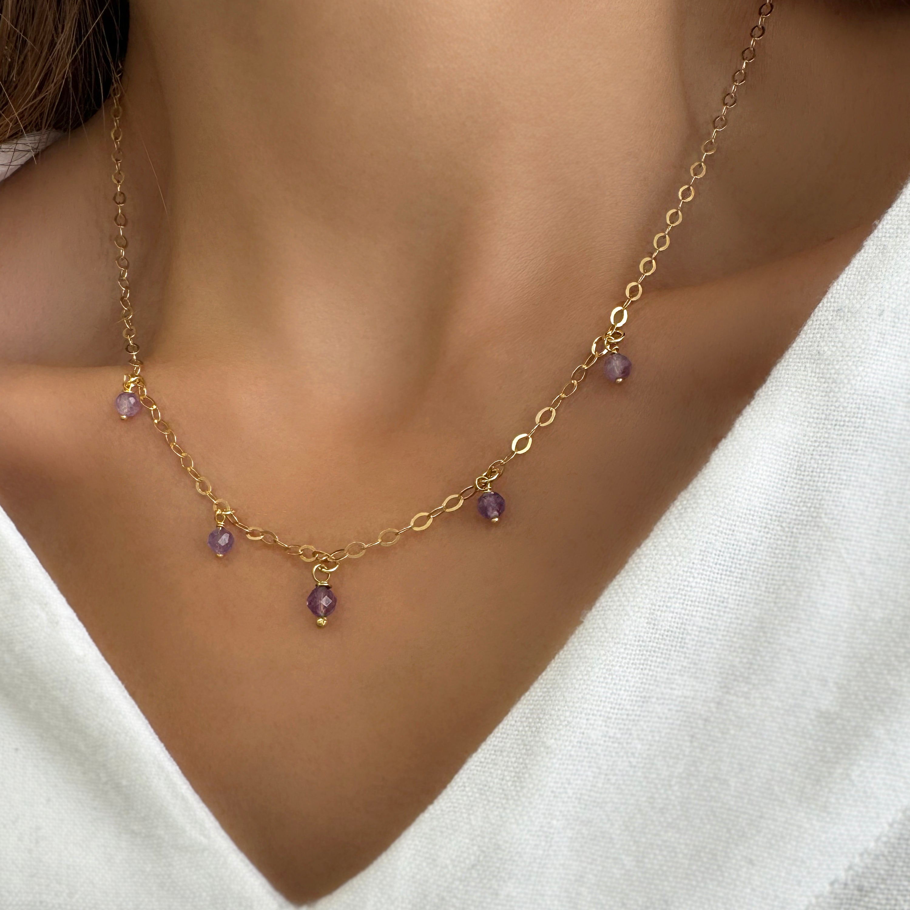 Amethyst small gems necklace