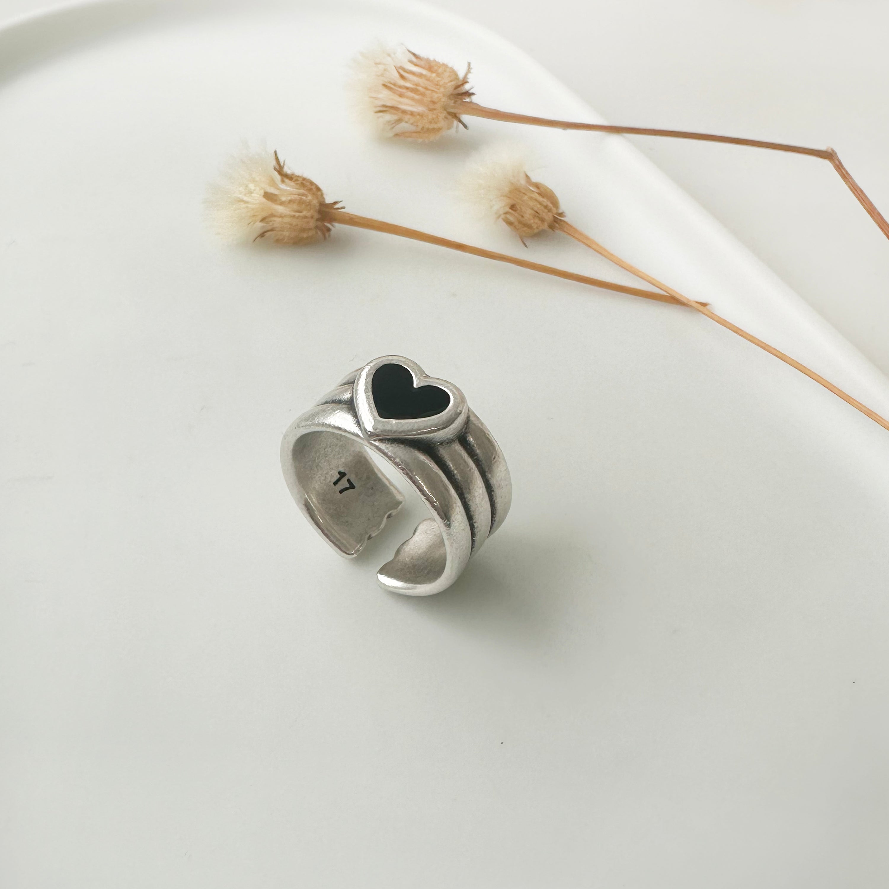 Chunky silver ring