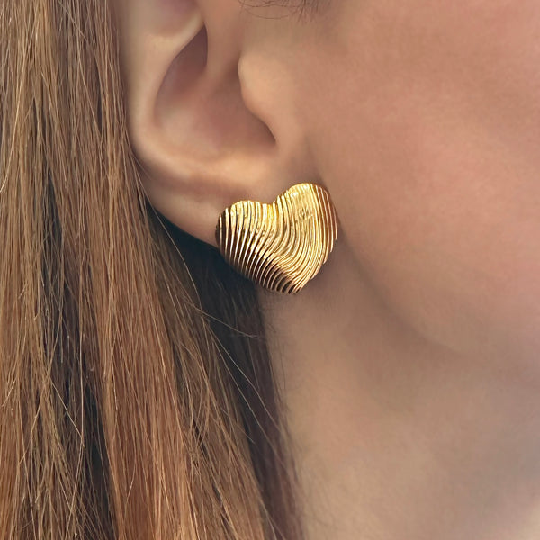 Puffy heart  stud earrings