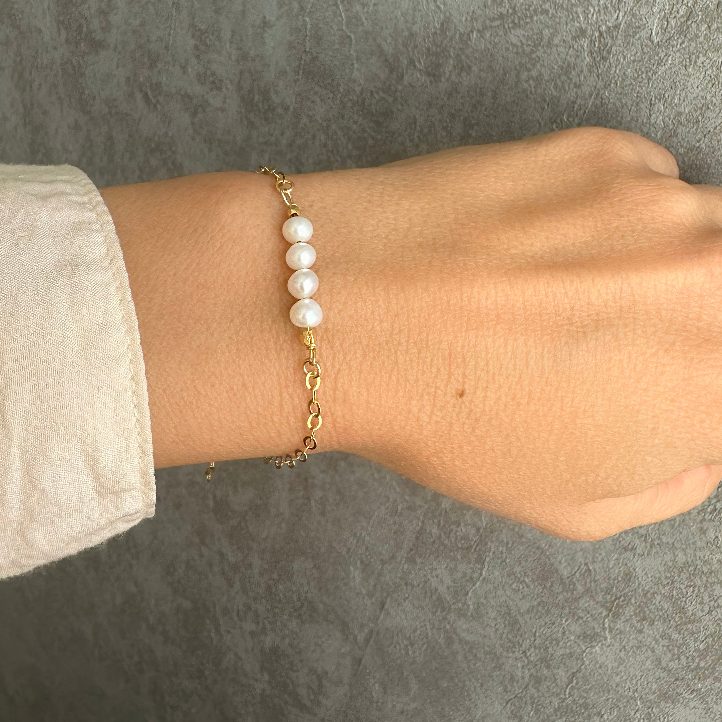 Real Pearl Bracelet on a dainty chain