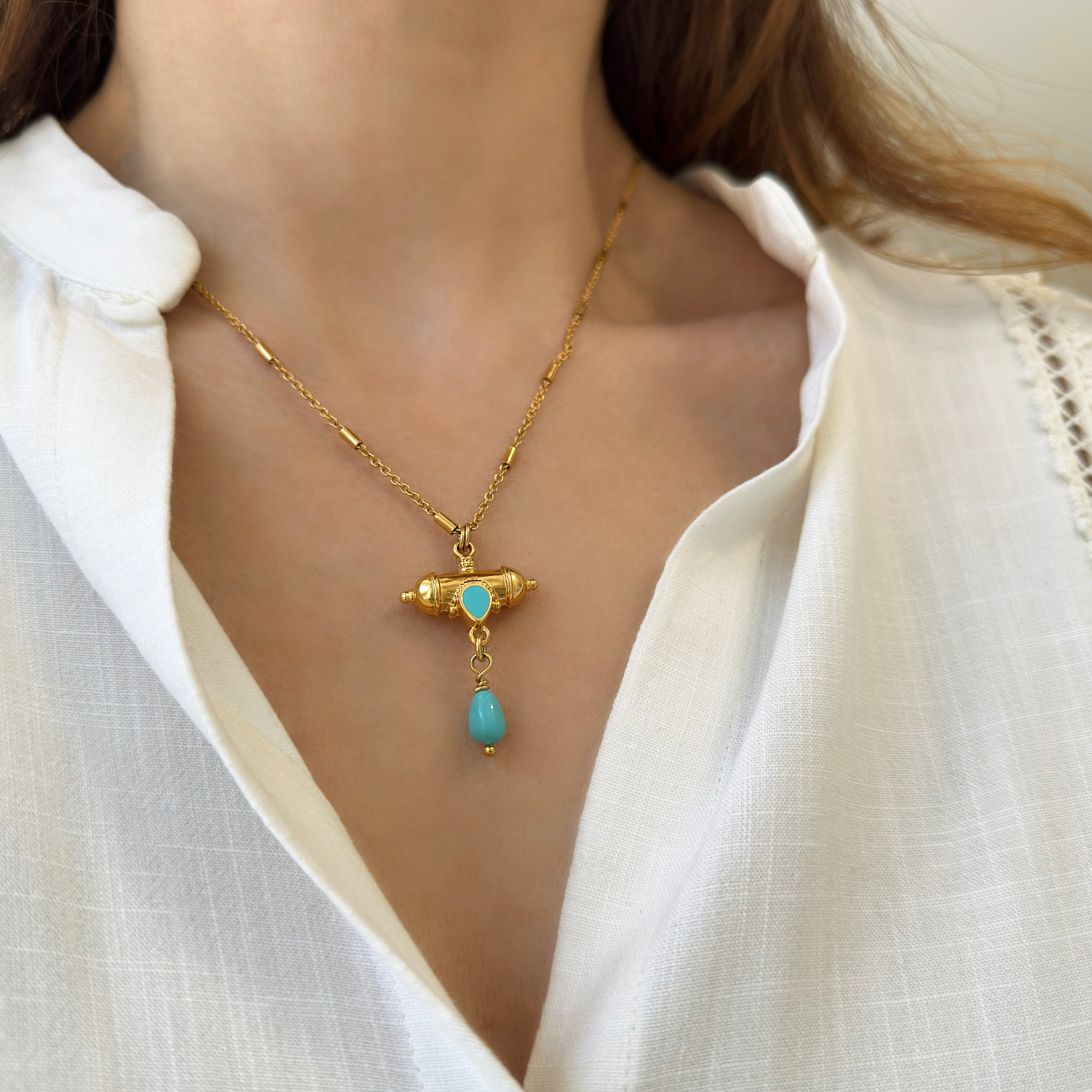 Turquoise pendant necklace