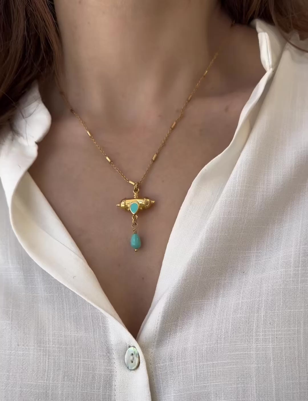 Load video: Turquoise pendant necklace
