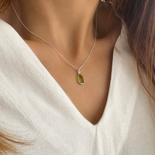 Tiny Peridot drop pendant necklace