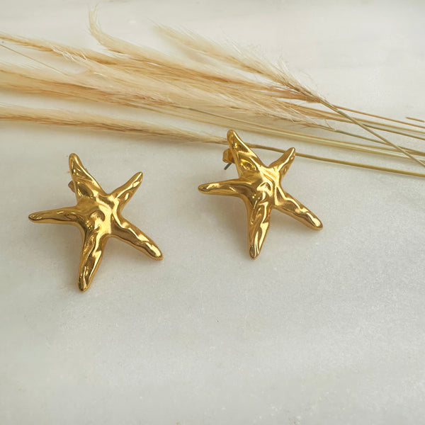 Starfish stud earrings