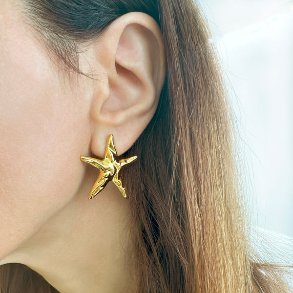 Starfish stud earrings