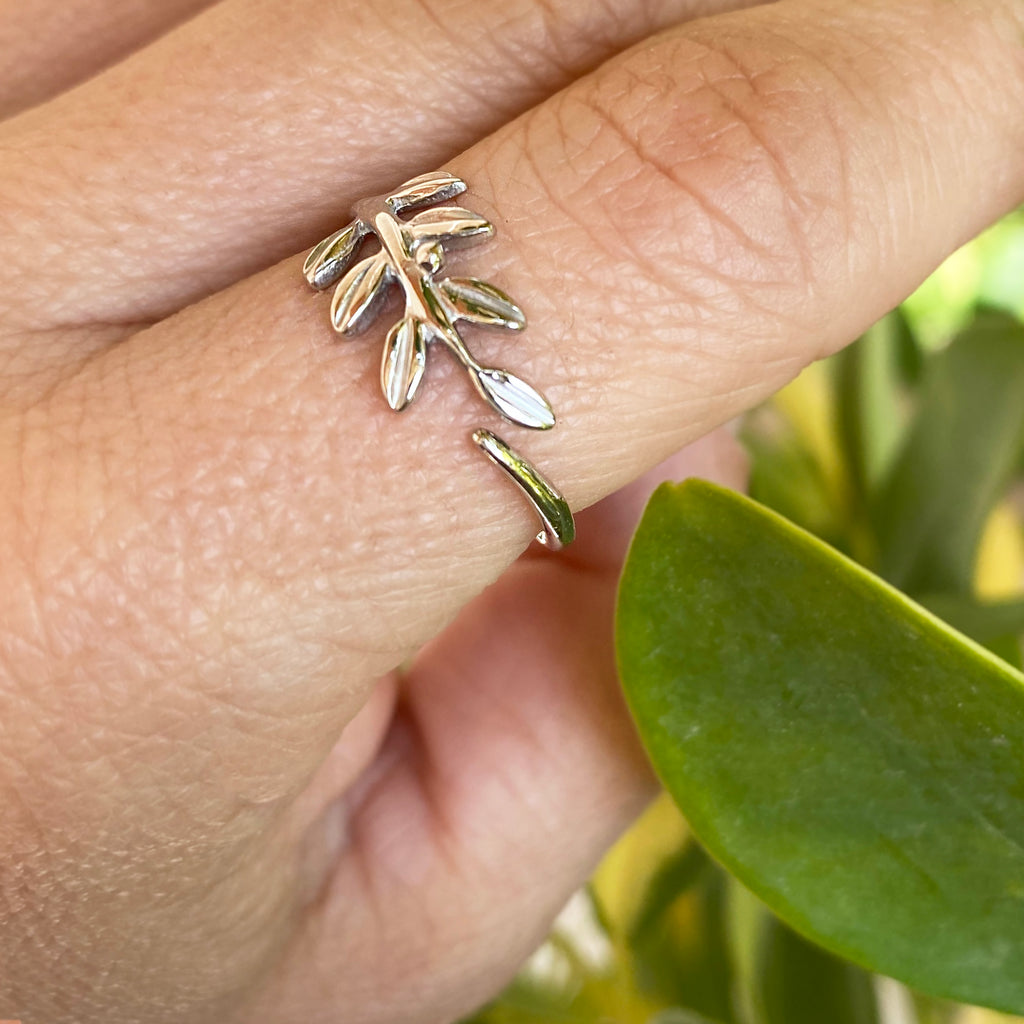 Pandora Marvel Guardians of The Galaxy Baby Groot Leaf Ring - Pandora  Jewellery from Gift and Wrap UK