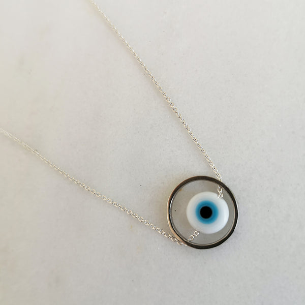 Minimal Necklace with a dainty Evil Eye