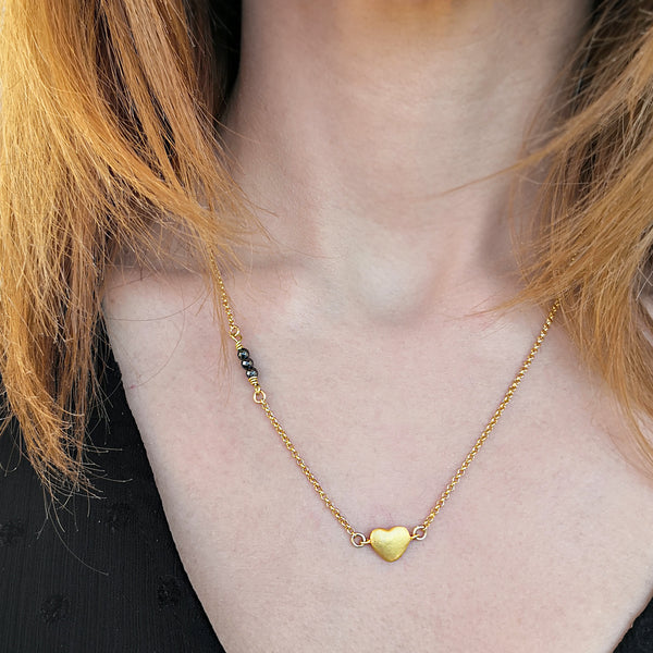 Minimal Necklace with hematite stones & Heart Pendant