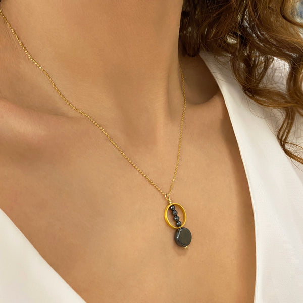 Fidget Necklace with a hematite pendant! 925 Sterling silver & hematite gem