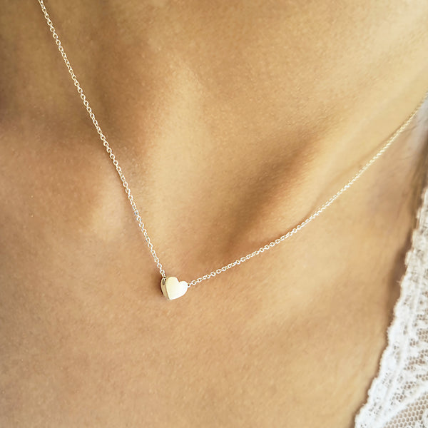 Silver 925 heart necklace in minimalist style!