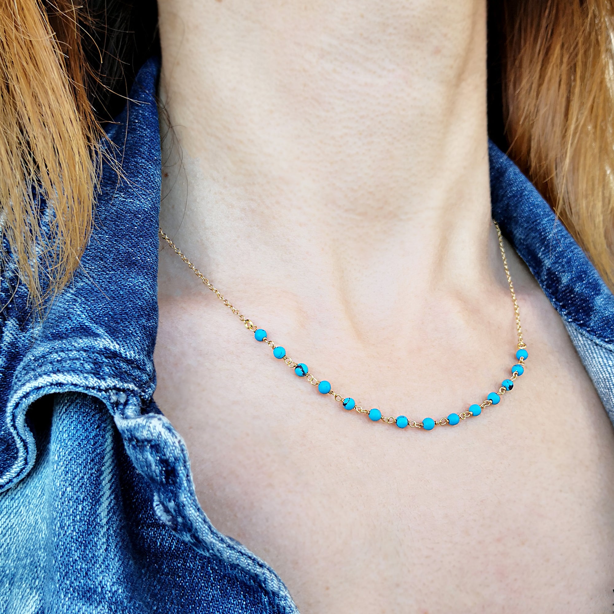 Turquoise Dainty Necklace with Turquoise gems and silver 925